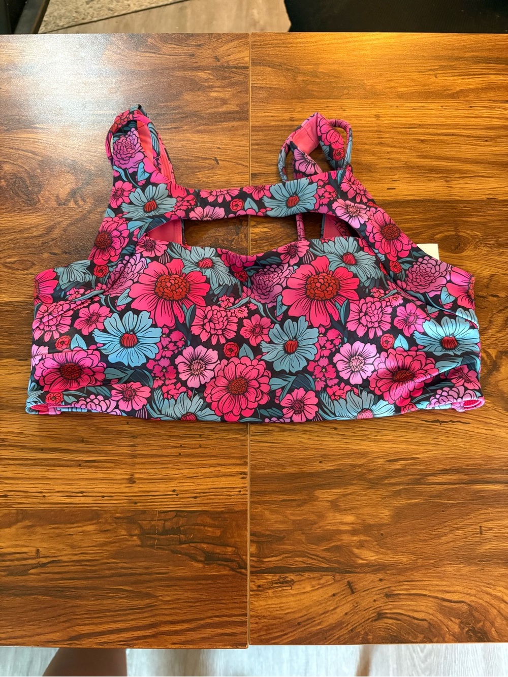 CVG Full Blossom Vista Sports Bra Large Sold Out Floral